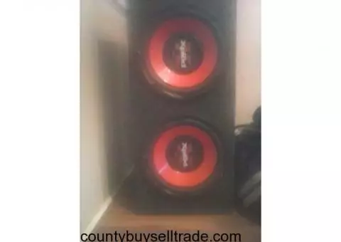 two sony explode 12s in a box eeith pioneer 400watt amp
